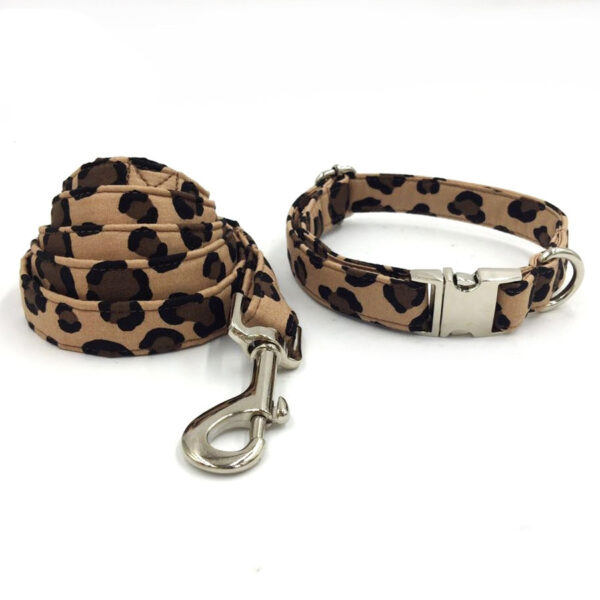 Dog's Leopard Patterned Collar and Leash Set - Image 4