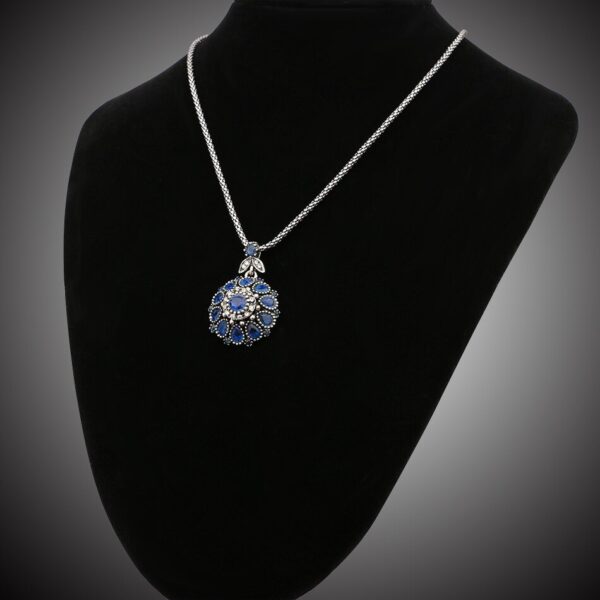 Women's Floral Crystal Necklace - Image 4