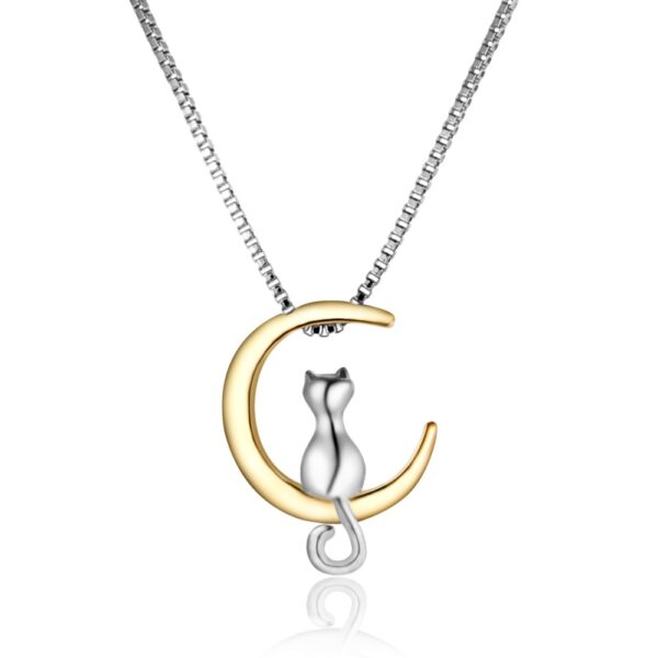 Fashion Pendant Necklace with Cat on Moon