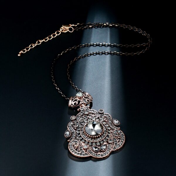 Women's Gladys Crystal Necklace - Image 4