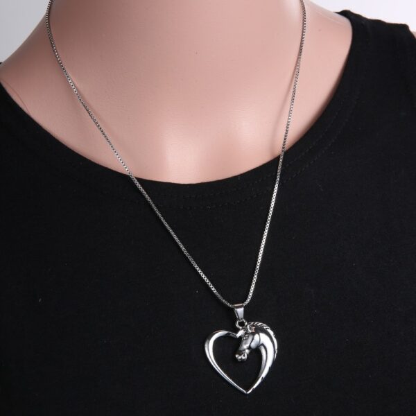 Lovely Horse Pendant Necklace - Image 4