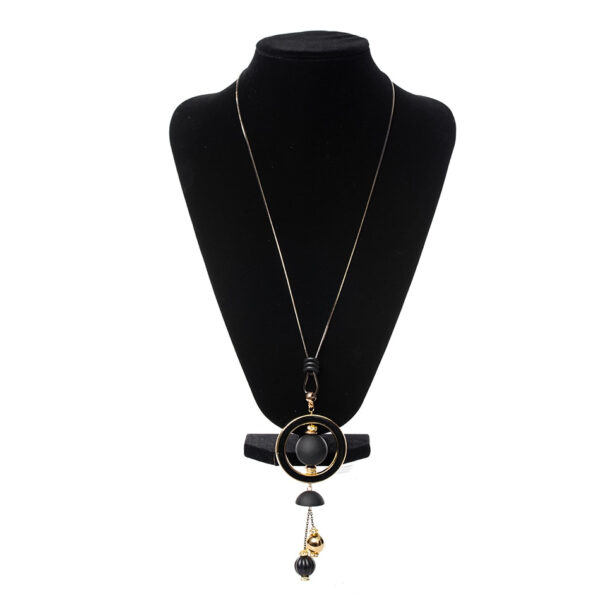 Women's Geometric Wooden Pendant Necklace - Image 4