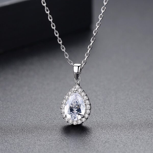 Women's Elegant Pendant Necklace - Image 6