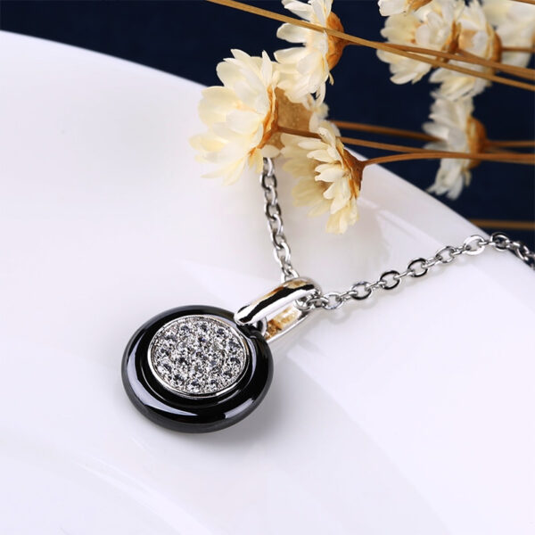 Shiny Ceramic Pendant Necklace - Image 3