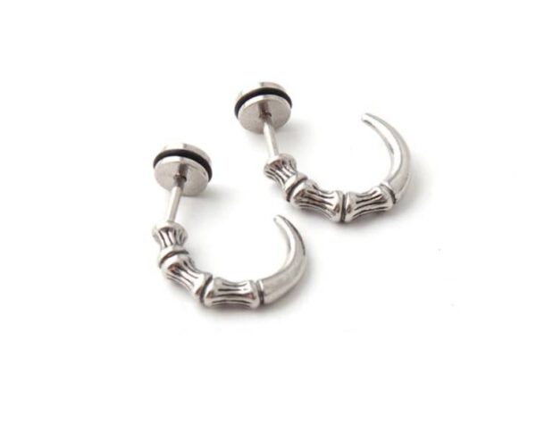 Men's Claw Shaped Stud Earrings - Image 3