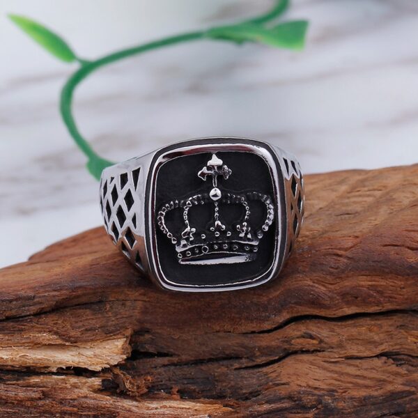 Men's Stylish Retro Stainless Steel Ring - Image 3