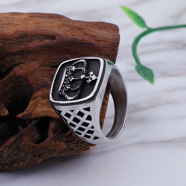 Men's Stylish Retro Stainless Steel Ring - Image 4