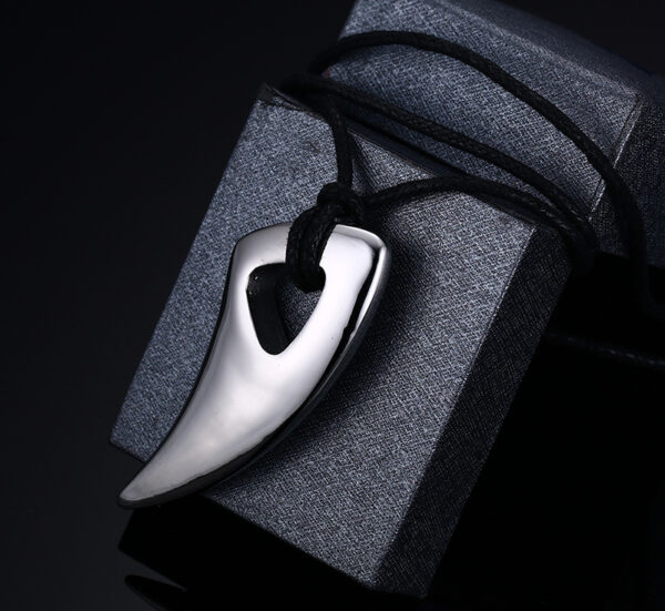 Men's Shark Fang Shaped Pendant - Image 6
