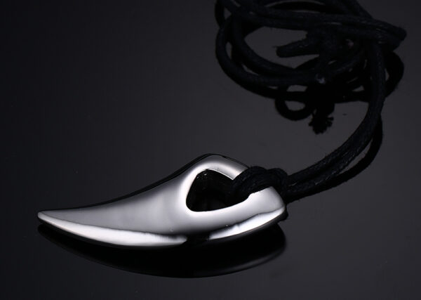 Men's Shark Fang Shaped Pendant - Image 5