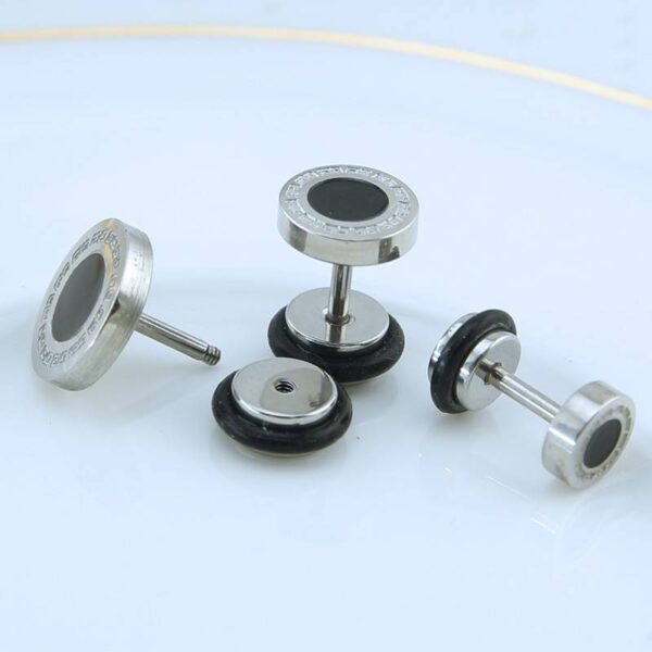 Men's Stylish Stud Earring - Image 4