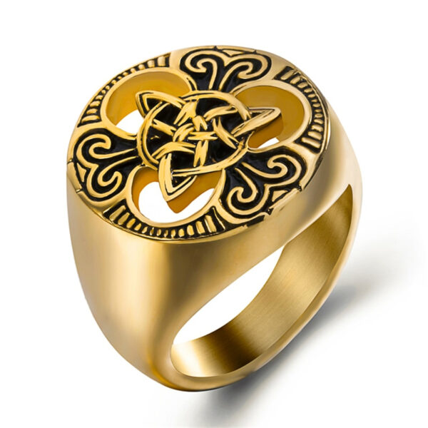 Celtic Style Men's Ring - Image 4