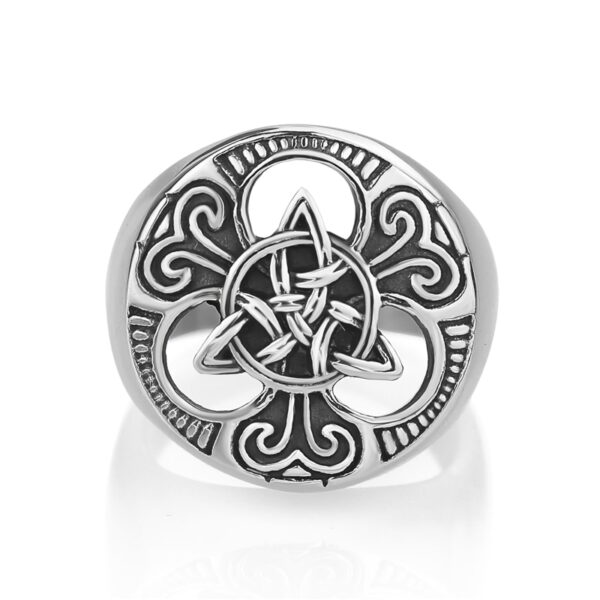 Celtic Style Men's Ring - Image 7