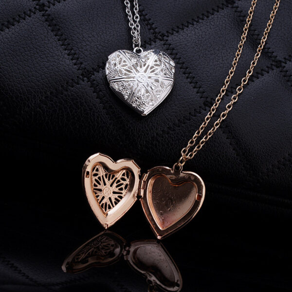 Women's Heart Shaped Pendant Necklace - Image 4