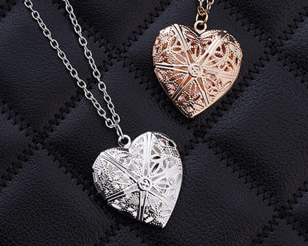 Women's Heart Shaped Pendant Necklace - Image 3