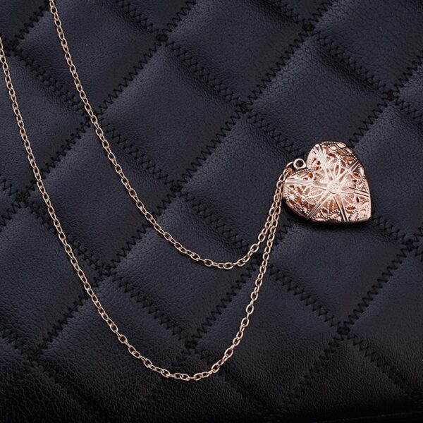 Women's Heart Shaped Pendant Necklace - Image 8