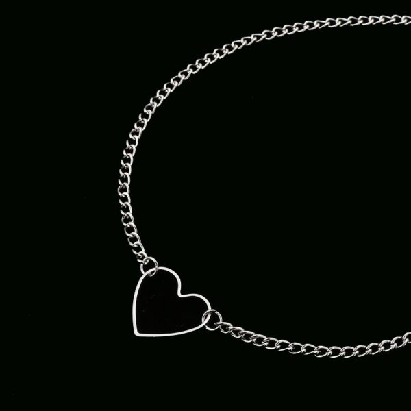 Women's Heart Shaped Pendant Necklace - Image 6