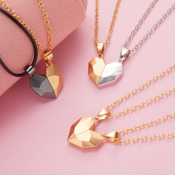Magnetic Heart Couple Necklace - Image 3