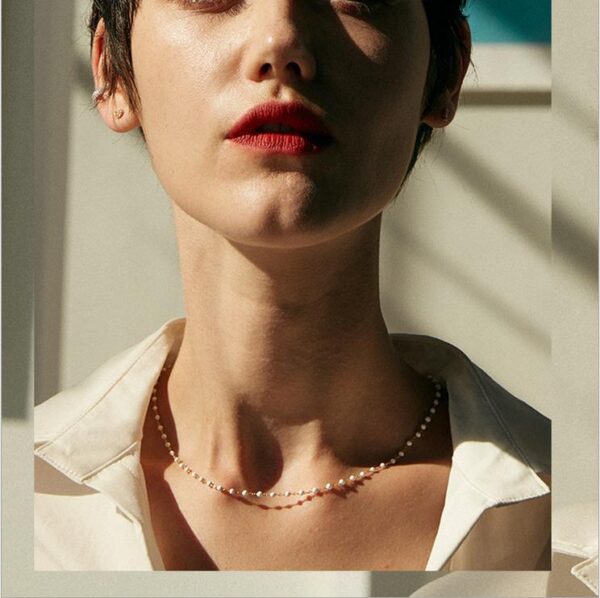 Women's Simulation Pearl Choker Necklace - Image 3