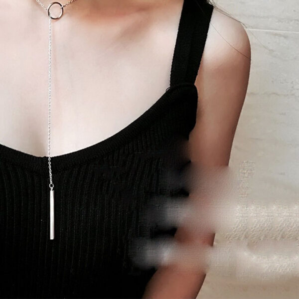 Minimalist Vintage Style Pendant Necklace - Image 5