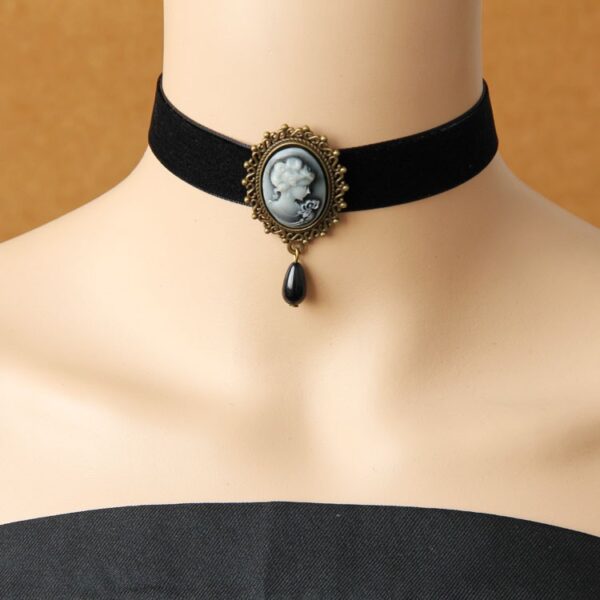 Women's Exquisite Vintage Choker