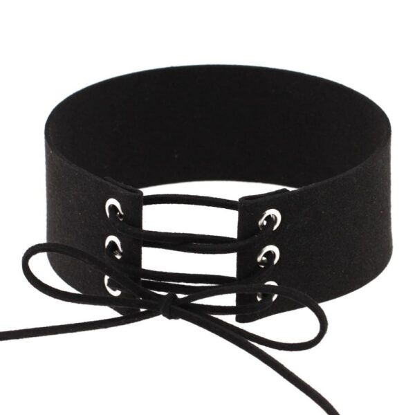 Gothic Lace-Up Velvet Choker - Image 3