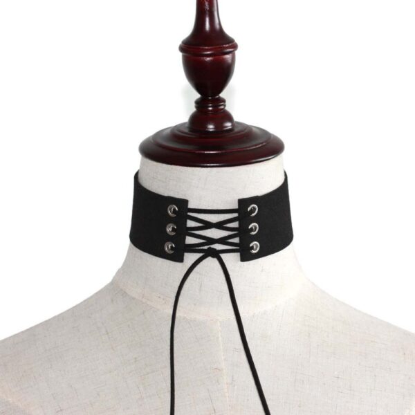 Gothic Lace-Up Velvet Choker - Image 5