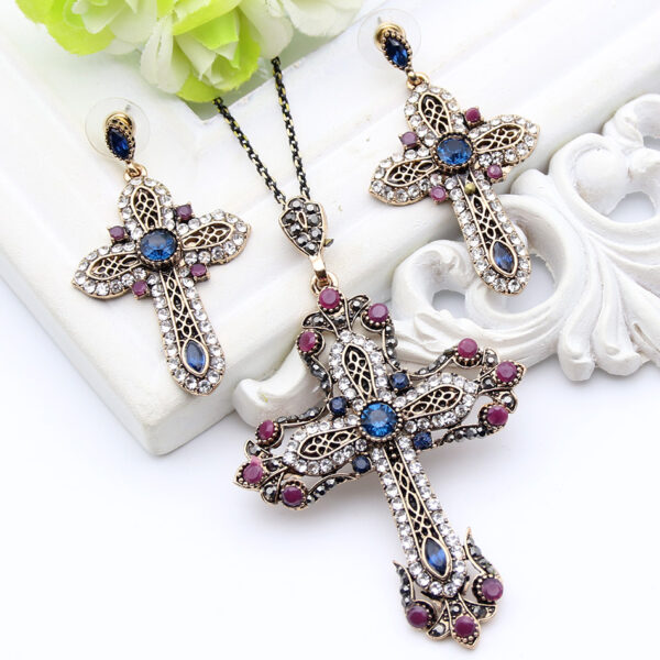 Necklace with Gorgeous Cross Pendant - Image 5