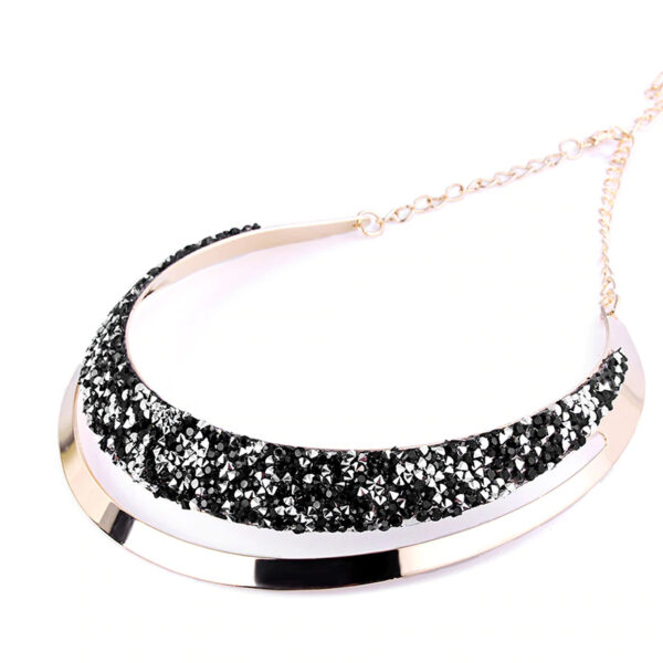 Elegant Choker Necklace for Women - Image 5