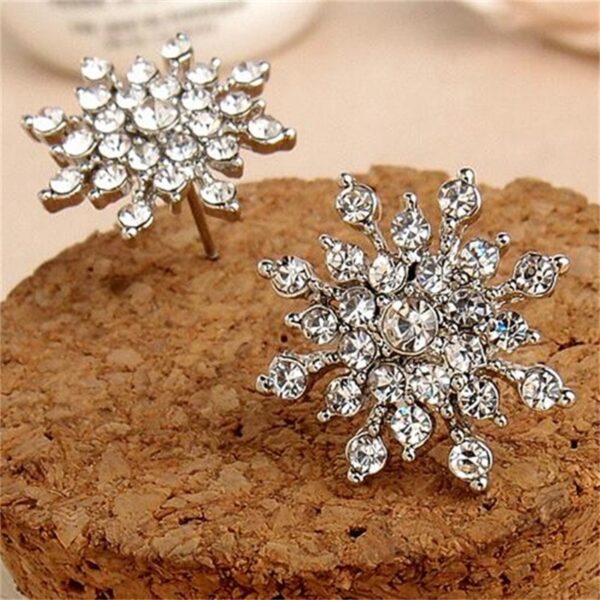 Women's Crystal Snowflake Shaped Earrings - Image 3