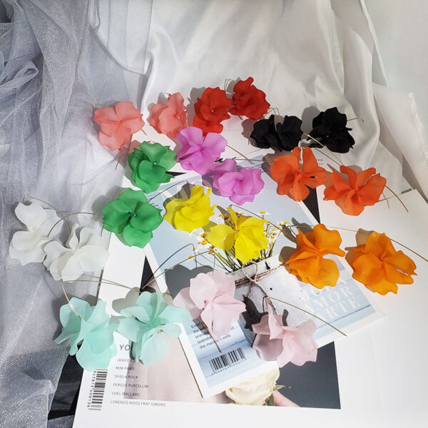 Women's Multicolored Plant Shape Earrings - Image 3