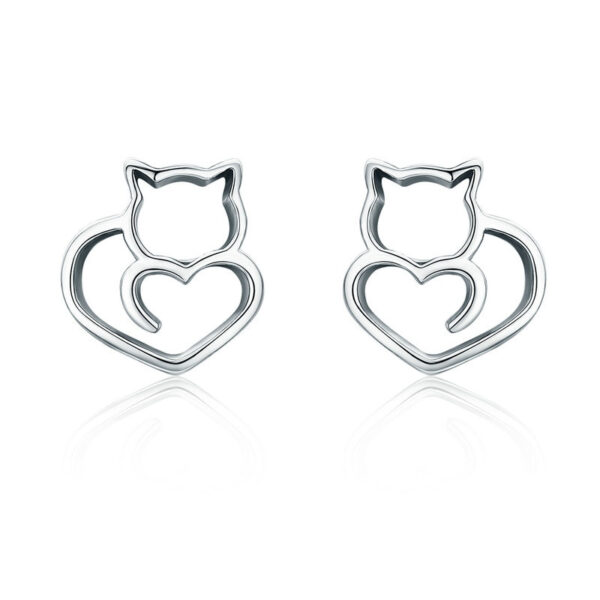 925 Sterling Silver Cat and Heart Shaped Women's Stud Earrings - Image 3