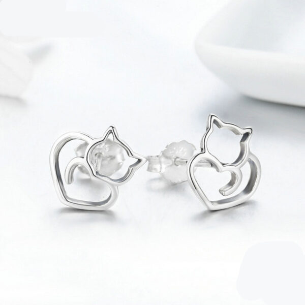 925 Sterling Silver Cat and Heart Shaped Women's Stud Earrings - Image 5