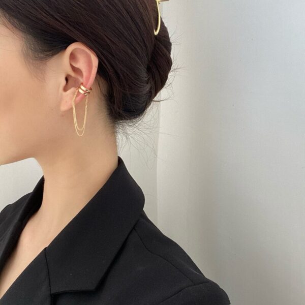Simple Punk Chain Ear Cuff - Image 5