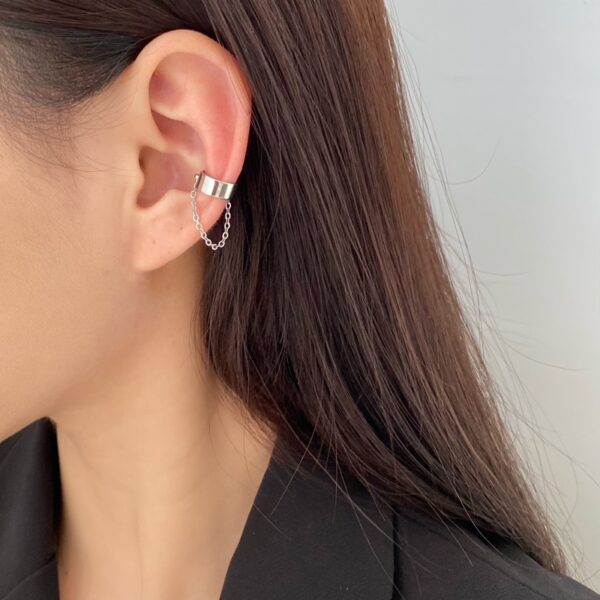 Simple Punk Chain Ear Cuff - Image 4