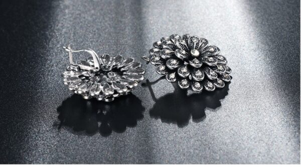 Women's Frozen Flower Earrings - Image 6