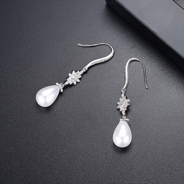 Women's Elegant Pearl Decorated Drop Earrings - Image 6