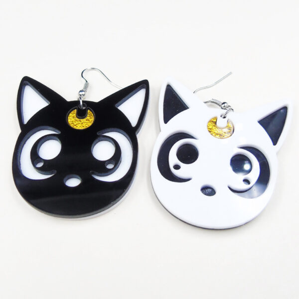 Women's Sailor Moon Themed Earrings - Image 3