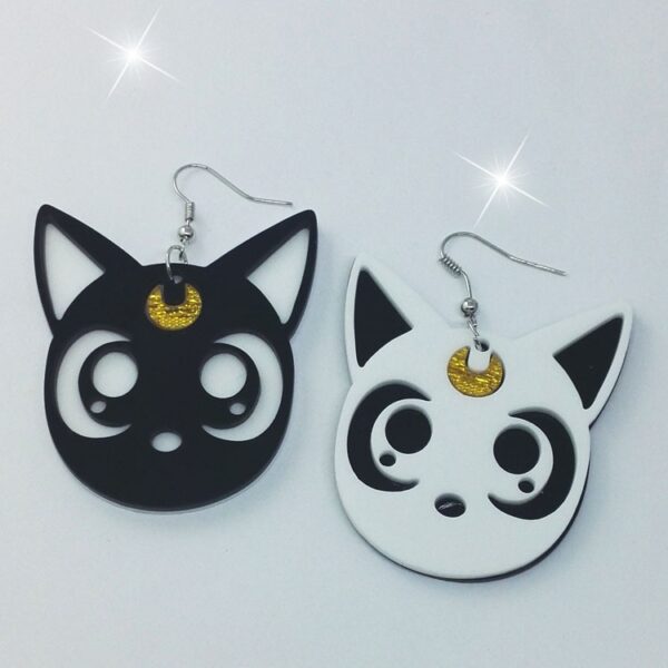 Women's Sailor Moon Themed Earrings - Image 4