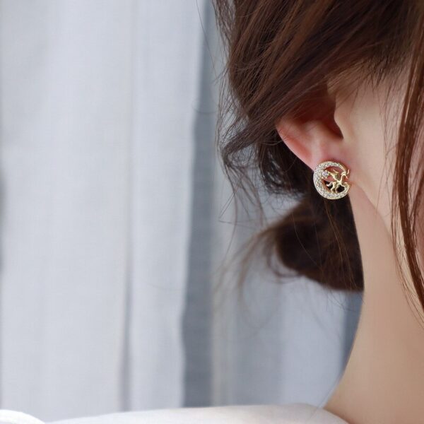 Trendy Cute Crystal Stud Earrings - Image 6