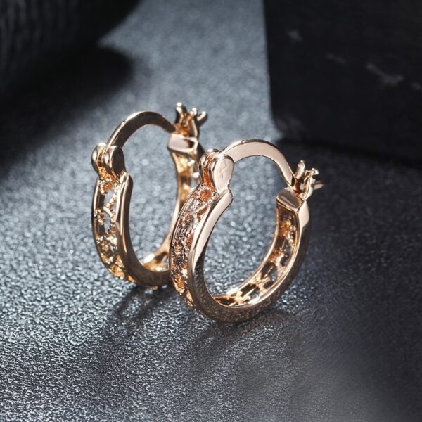 Small Gold Hoop Earrings for Women - Image 4