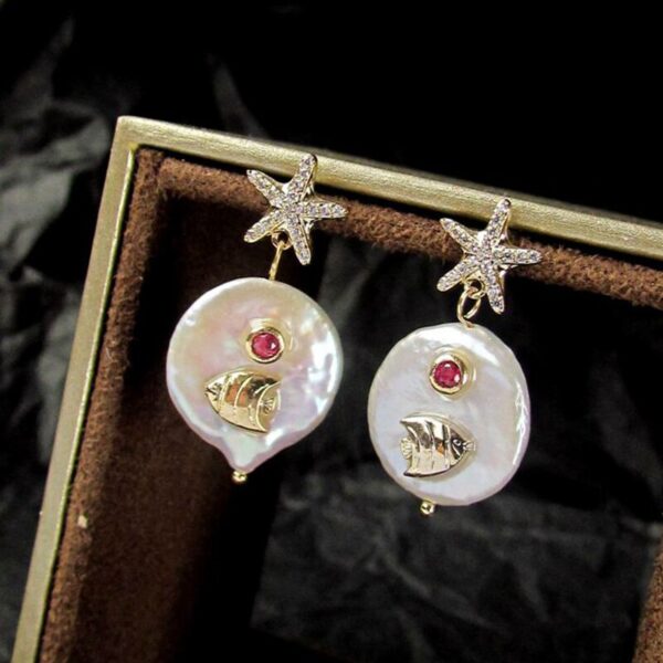 Women's Marine Style Natural Pearl Earrings - Image 4