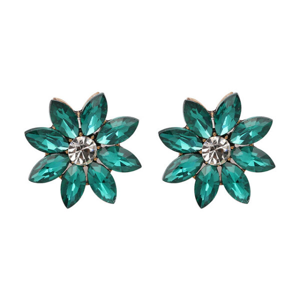 Crystal Flowers Rhinestone Stud Earrings - Image 7