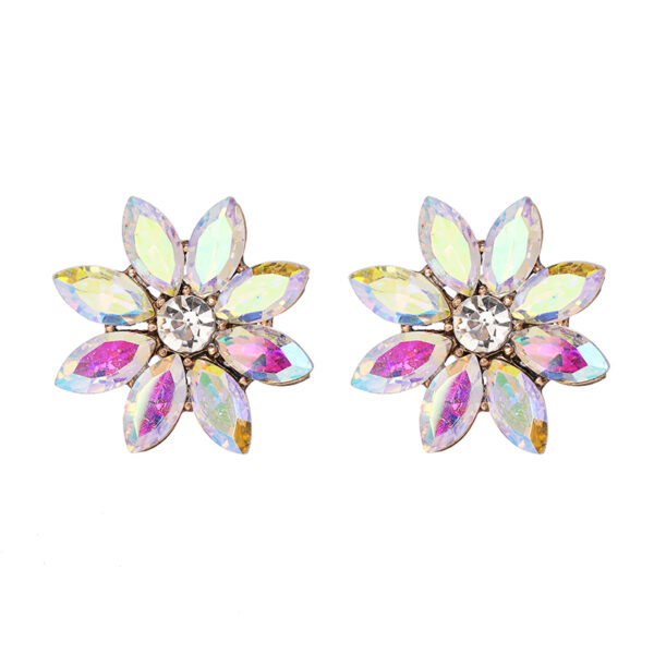 Luxury Retro Crystal Opal Stone Women's Stud Earrings - Image 8