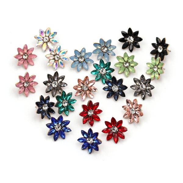Luxury Retro Crystal Opal Stone Women's Stud Earrings - Image 4