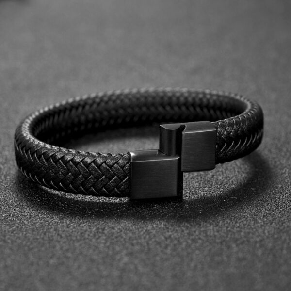 Men's Simple Leather Bracelet - Image 3