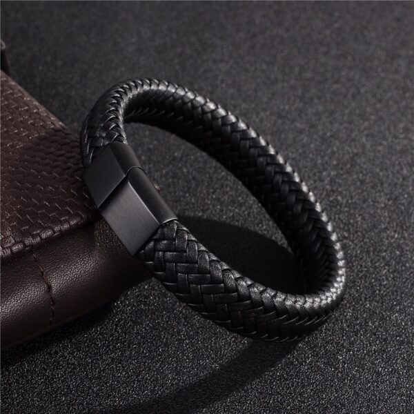 Men's Simple Leather Bracelet - Image 6