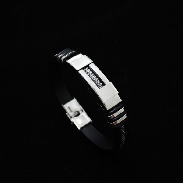 Men's Stainless Steel and Silicone Punk Bracelet - Image 5