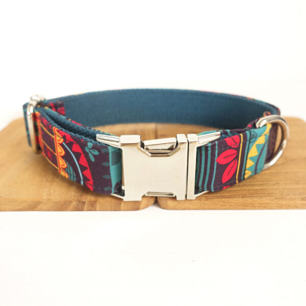 Leaves Patterned Dog Collar